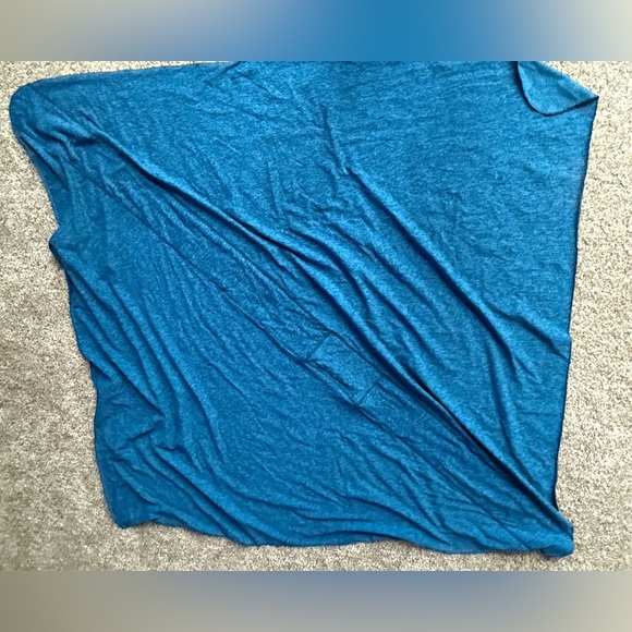 Oiselle Lux Blanket Scarf NWT - Picture 2 of 4